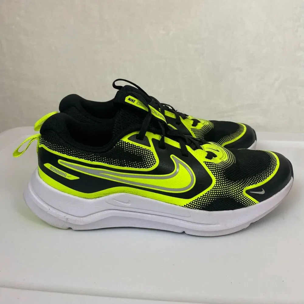 Nike Kids Cosmic Runner Running Shoes Black Volt Yellow 5.5 Youth